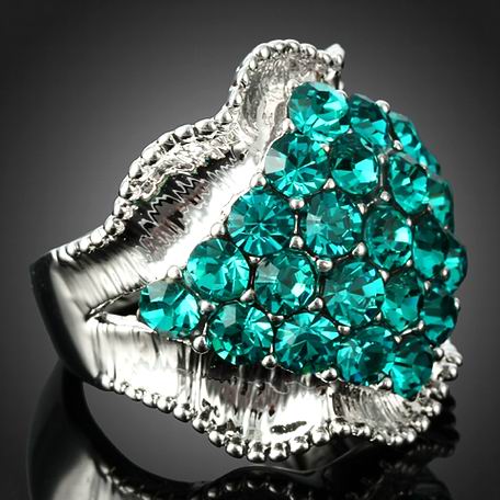 BLING BLING BLUE SWAROVSKI CRYSTAL RING-sz 7.5